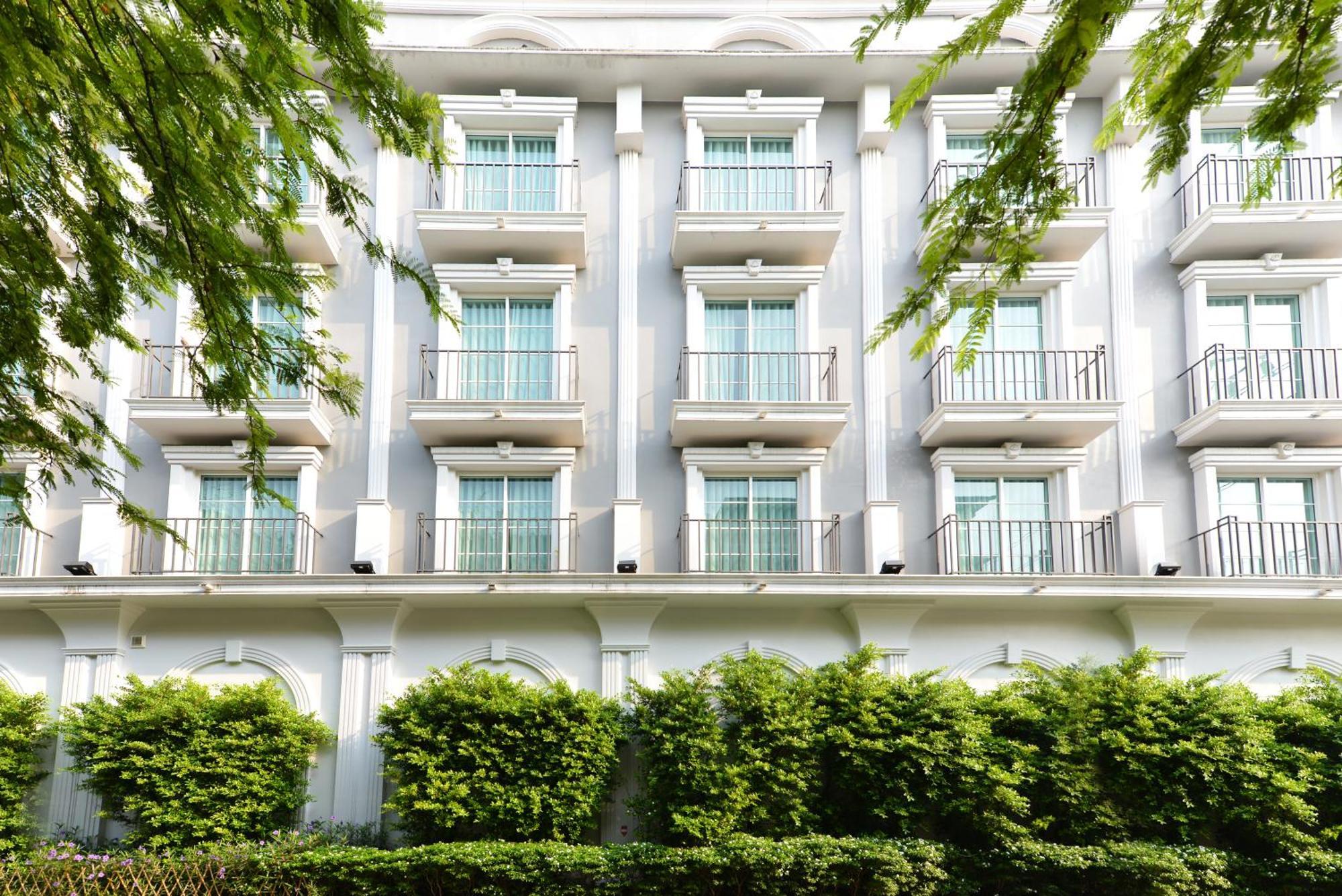 Villa De Pranakorn Bangkok Exterior photo The hotel's facade